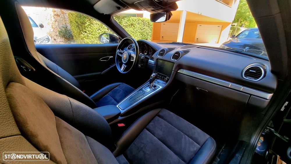 Porsche 718 - 10