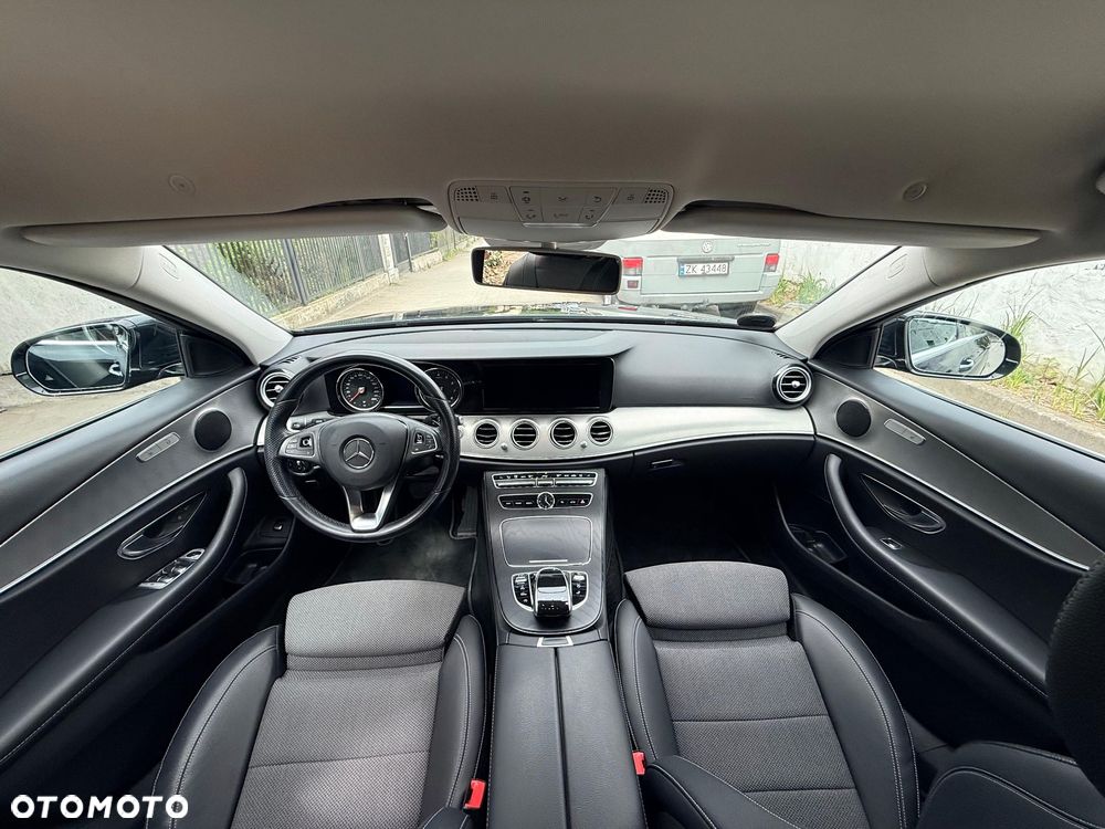 Mercedes-Benz Klasa E 200 9G-TRONIC - 17