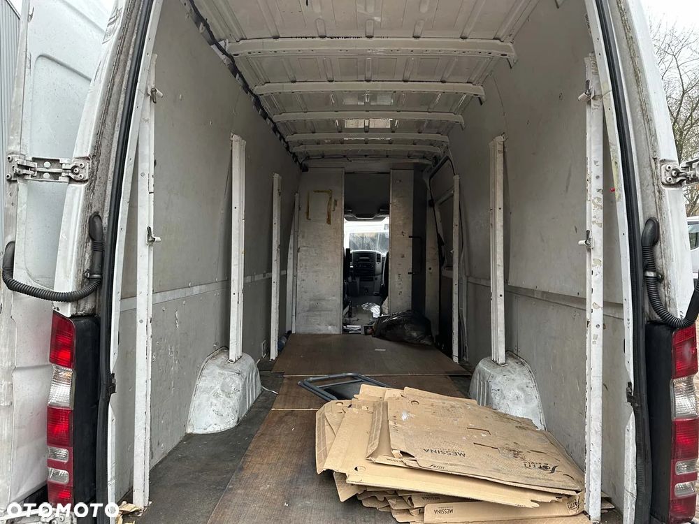Mercedes-Benz SPRINTER MAXI L4 H2 - 11