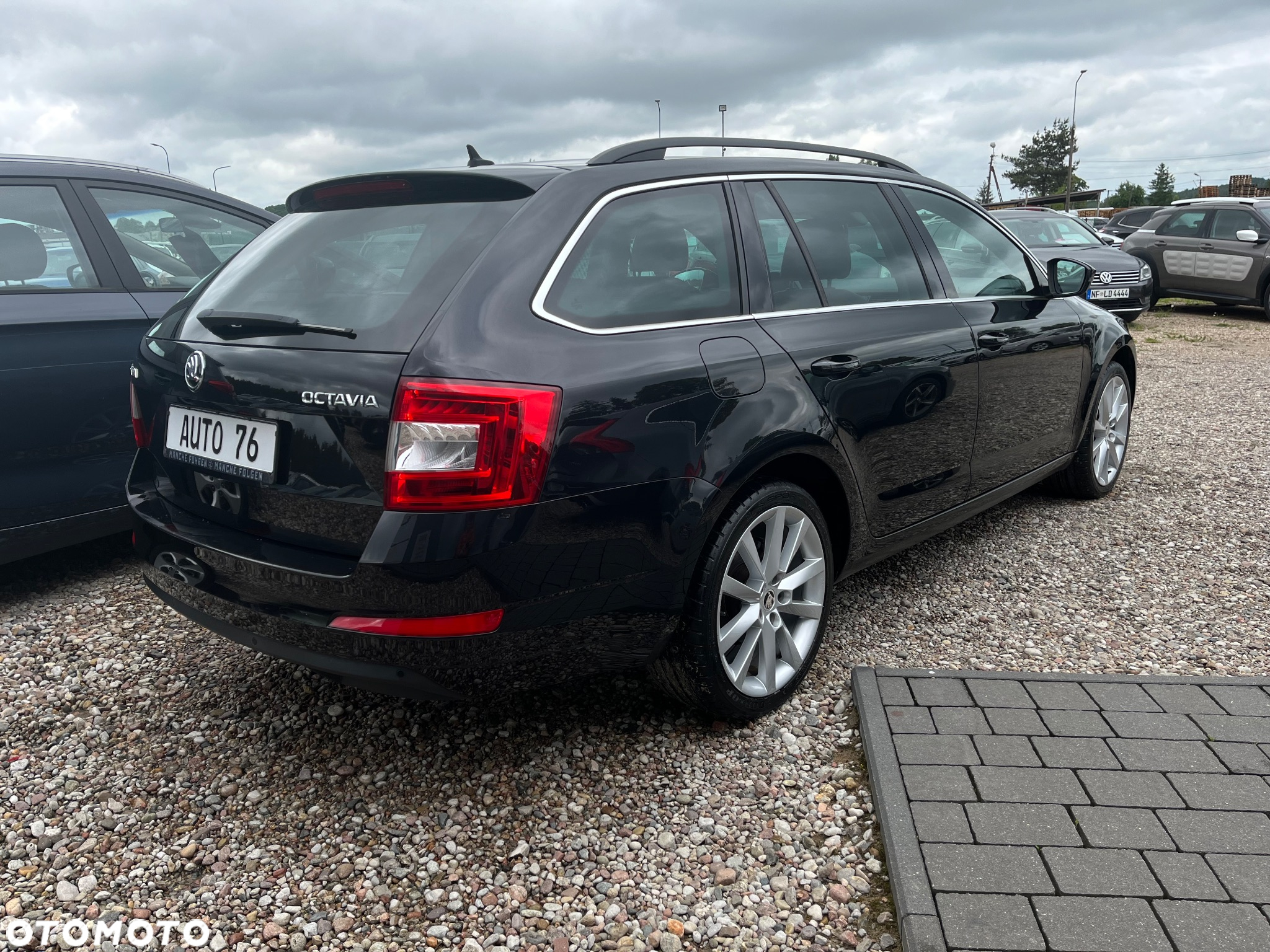 Skoda Octavia 2.0 TDI (Green tec) DSG L&K - 4