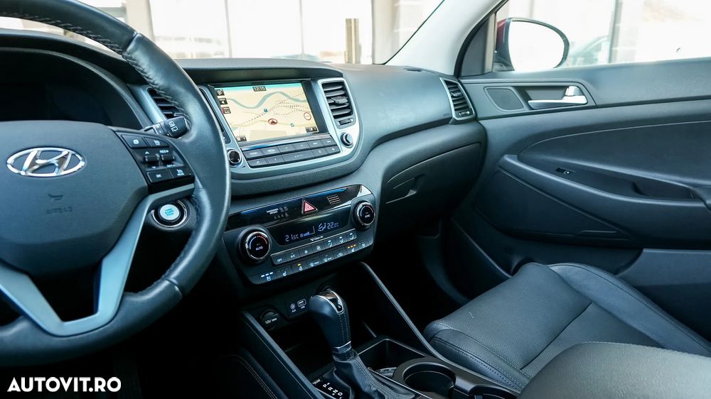Hyundai Tucson 2.0 CRDI 4WD 6AT Luxury+ - 12
