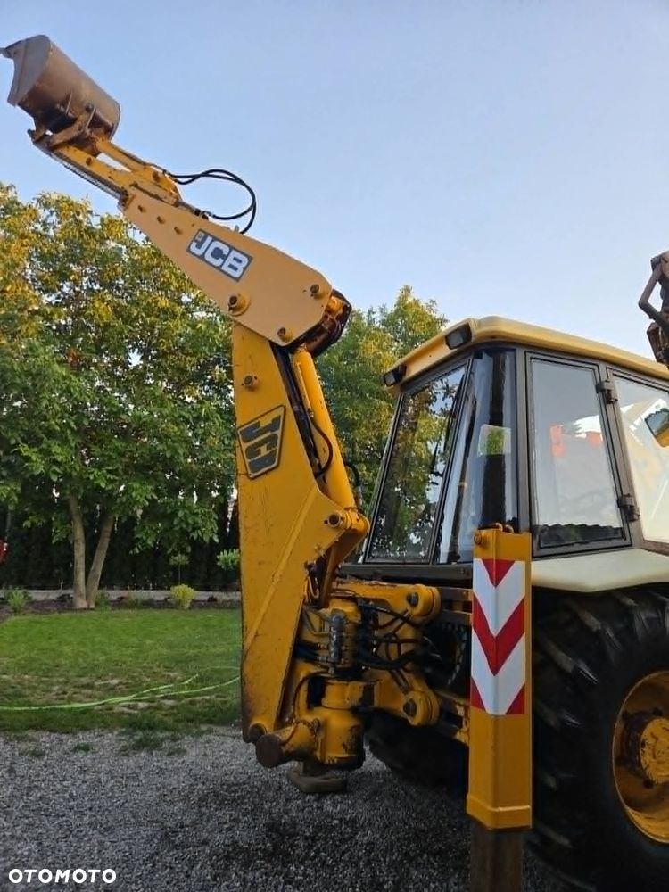 JCB 3CX - 11