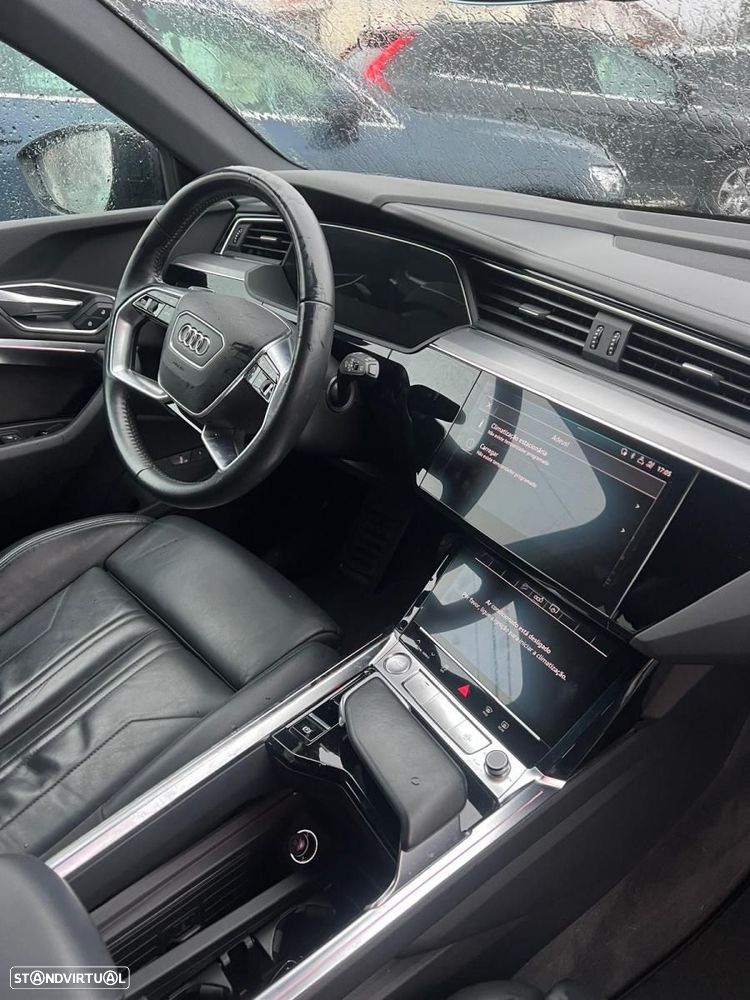 Audi e-tron 50 quattro S line - 5