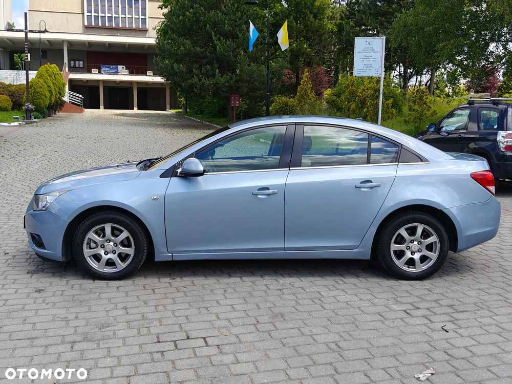Chevrolet Cruze 2.0 LS - 5