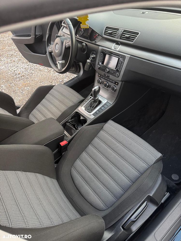 Volkswagen Passat Variant 2.0 Blue TDI DSG SCR Comfortline - 5