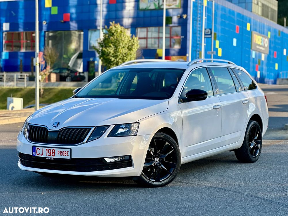 Skoda Octavia Combi Diesel 1.6 TDI DSG Style - 1