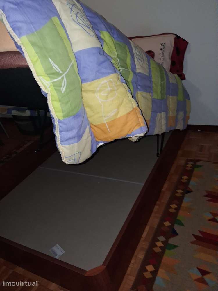 Quarto duplo mobilado com internet em Maia - Grande imagem: 5/6