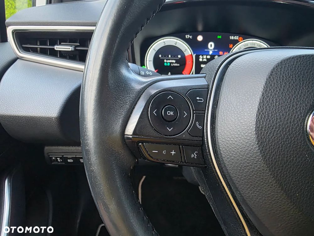 Toyota Corolla 1.8 Hybrid Style - 24