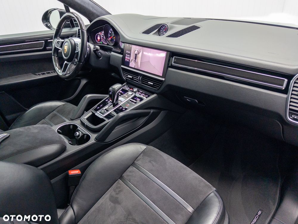 Porsche Cayenne GTS - 30
