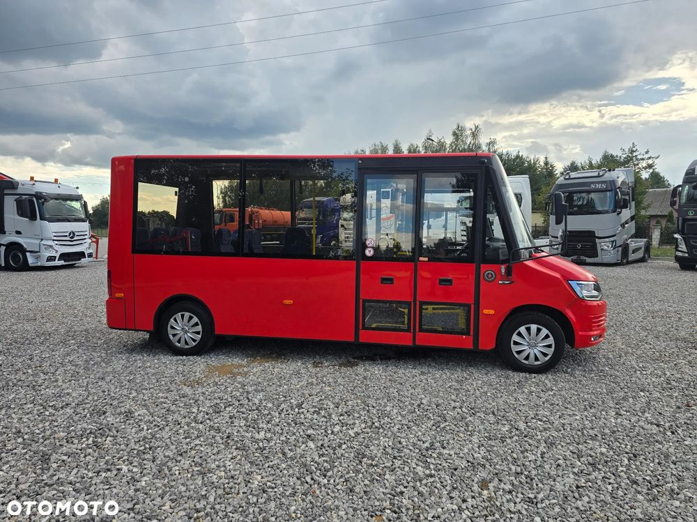 Volkswagen T6/Mikrobus/Bus szkolny/Kat B 8+1 - 33
