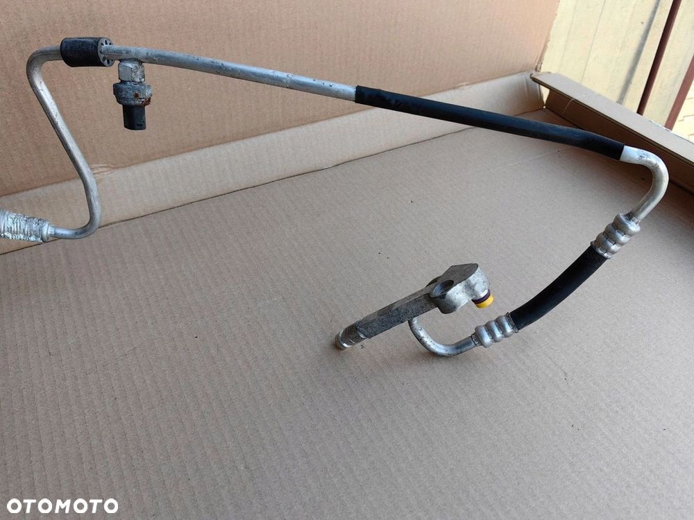 Przewód Klimatyzacji BMW E81 E82 E87 E87N silnik n43 n46 9224831 - 1