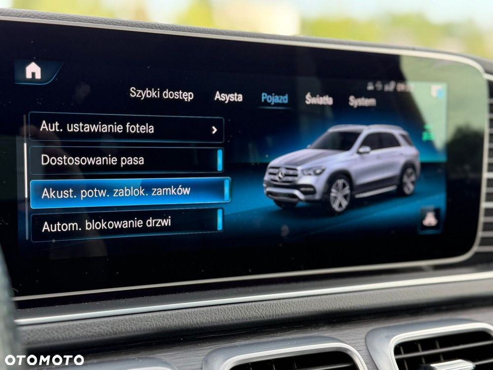 Mercedes-Benz GLE - 27