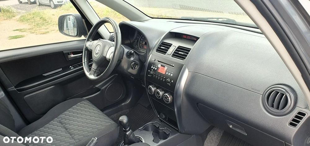 Suzuki SX4 - 7