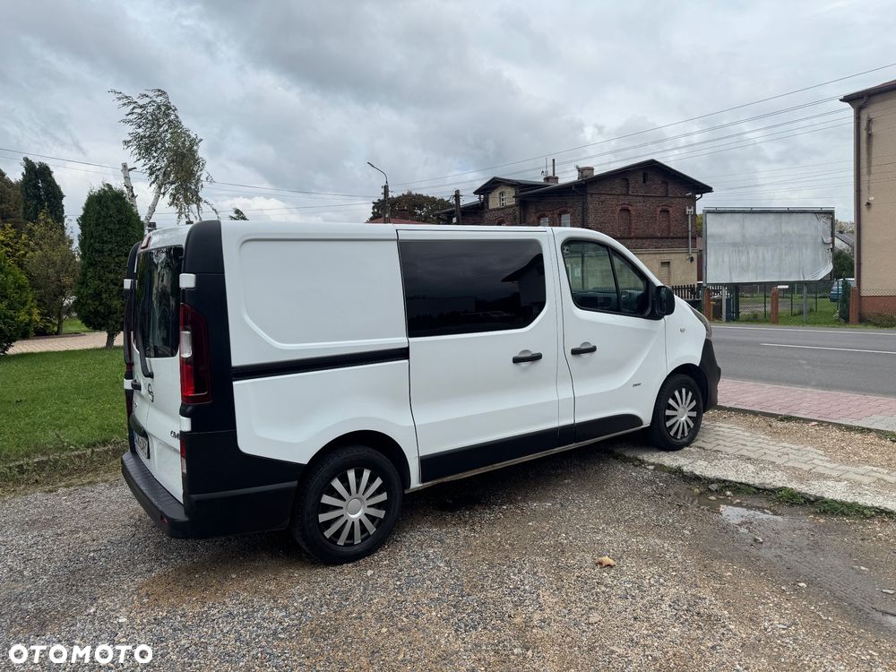 Opel Vivaro - 24