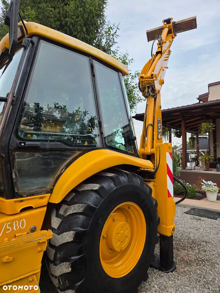 JCB 3CX - 9