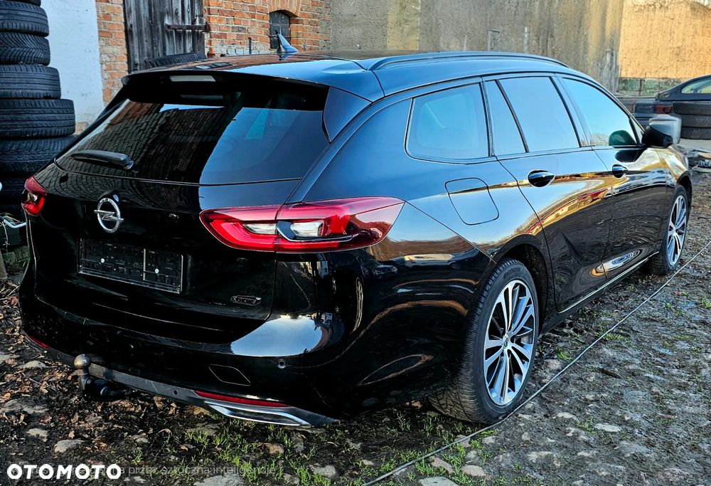 Opel Insignia 2.0 BiTurbo 4x4 Exclusive - 3