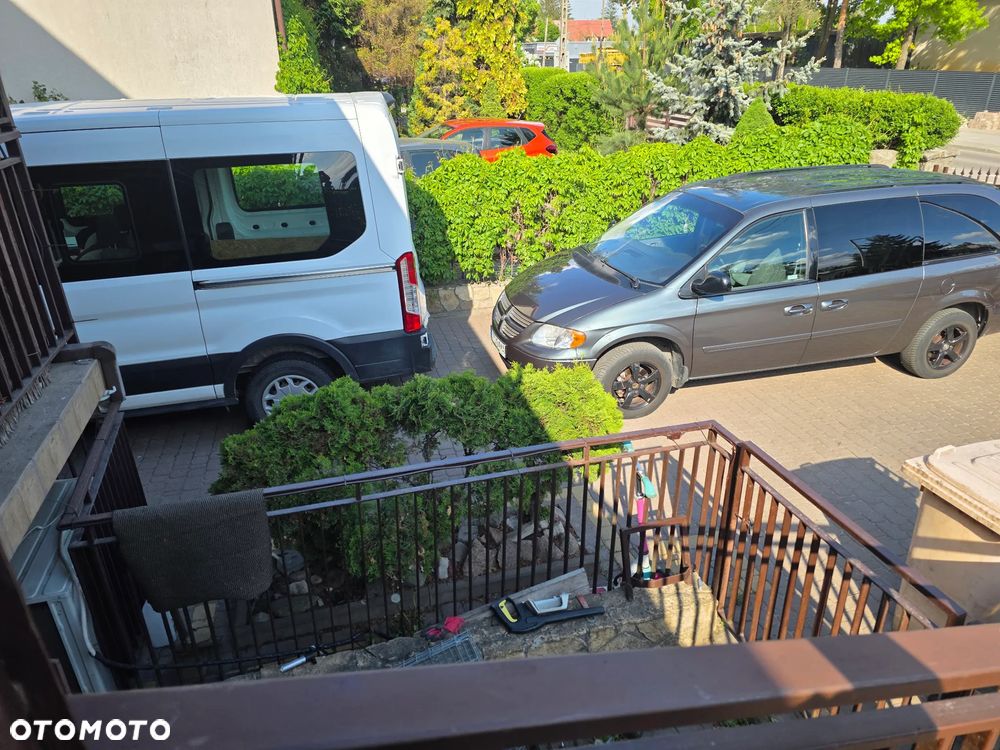 Chrysler Grand Voyager - 10