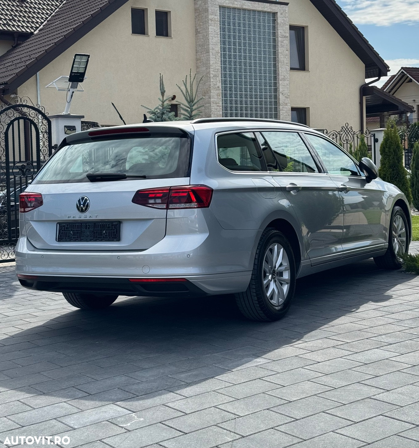 Volkswagen Passat Variant 2.0 TDI DSG Business - 7