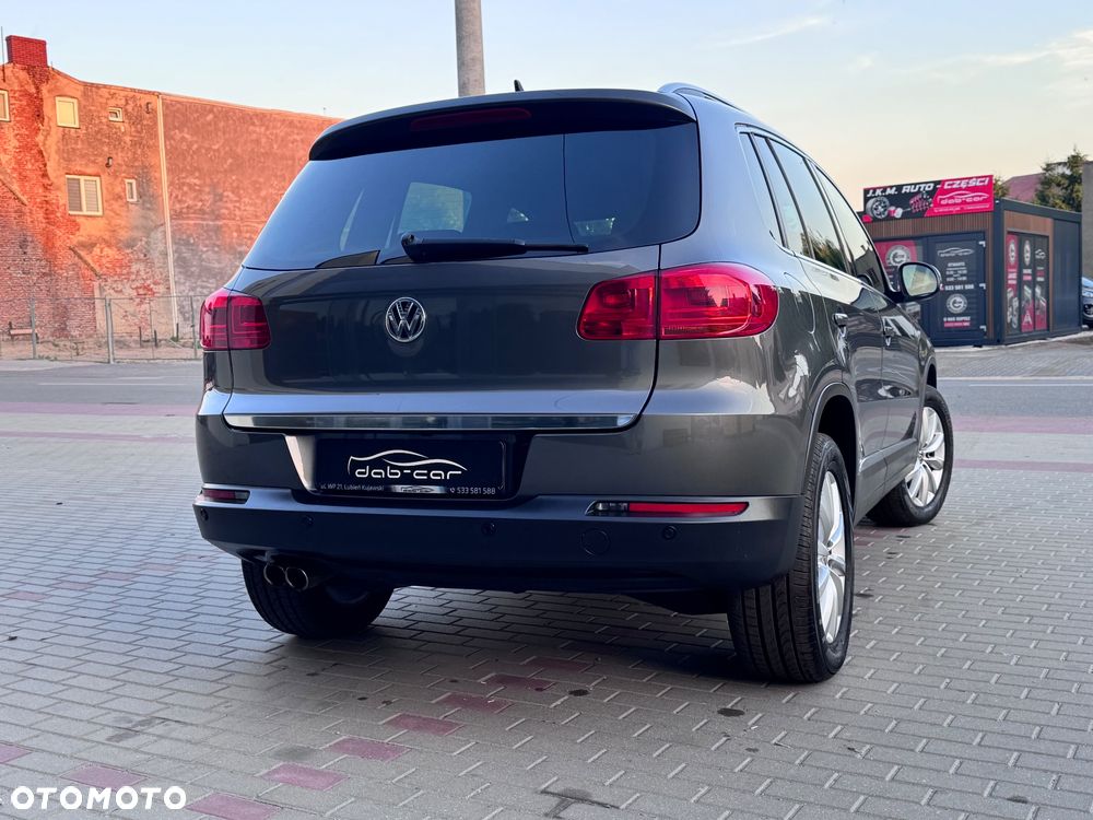 Volkswagen Tiguan 2.0 TDI DPF 4Motion BlueMotion Technology DSG Sport & Style - 16
