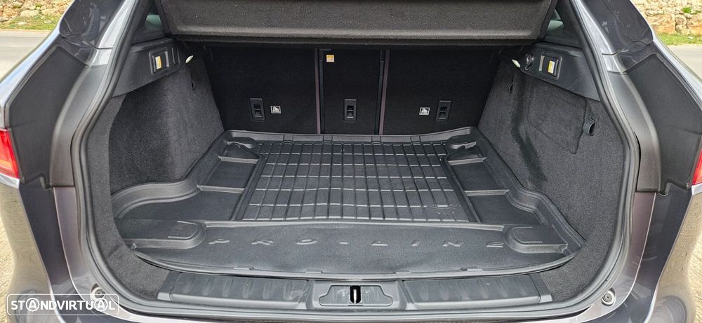 Jaguar F-Pace 2.0 i4D R-Sport Aut. - 11