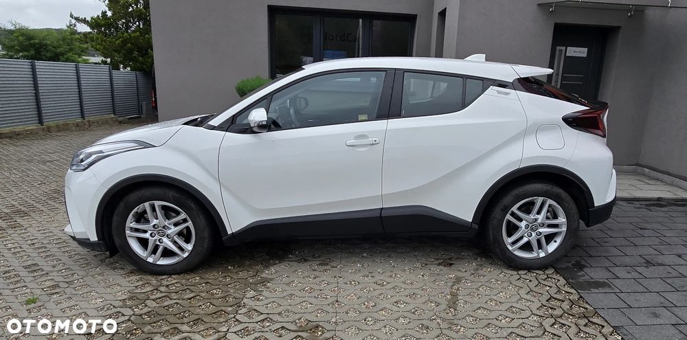Toyota C-HR - 4