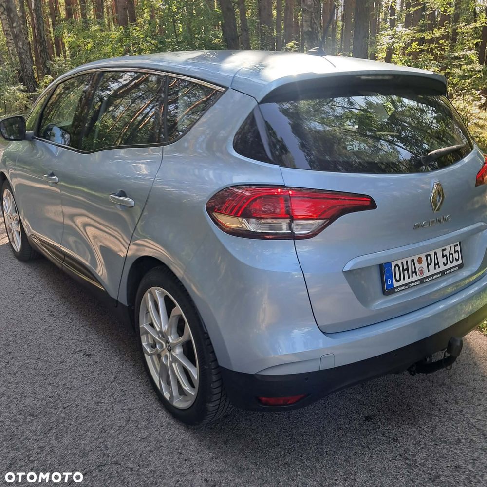 Renault Scenic - 8
