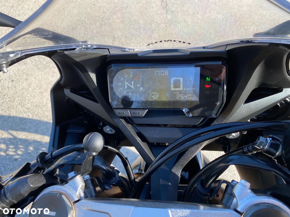 Honda CBR - 7