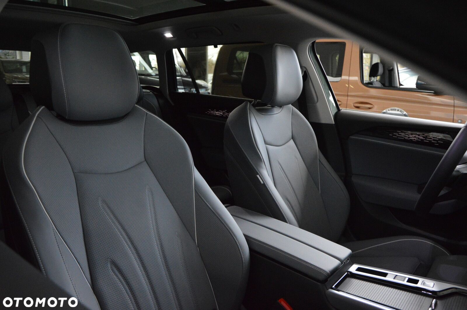Volkswagen Passat - 13
