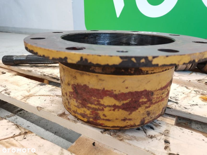 CAT TH 82 {Reduktor Clark-Hurth} - 2