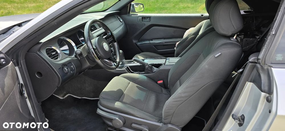 Ford Mustang 3.7 V6 - 10