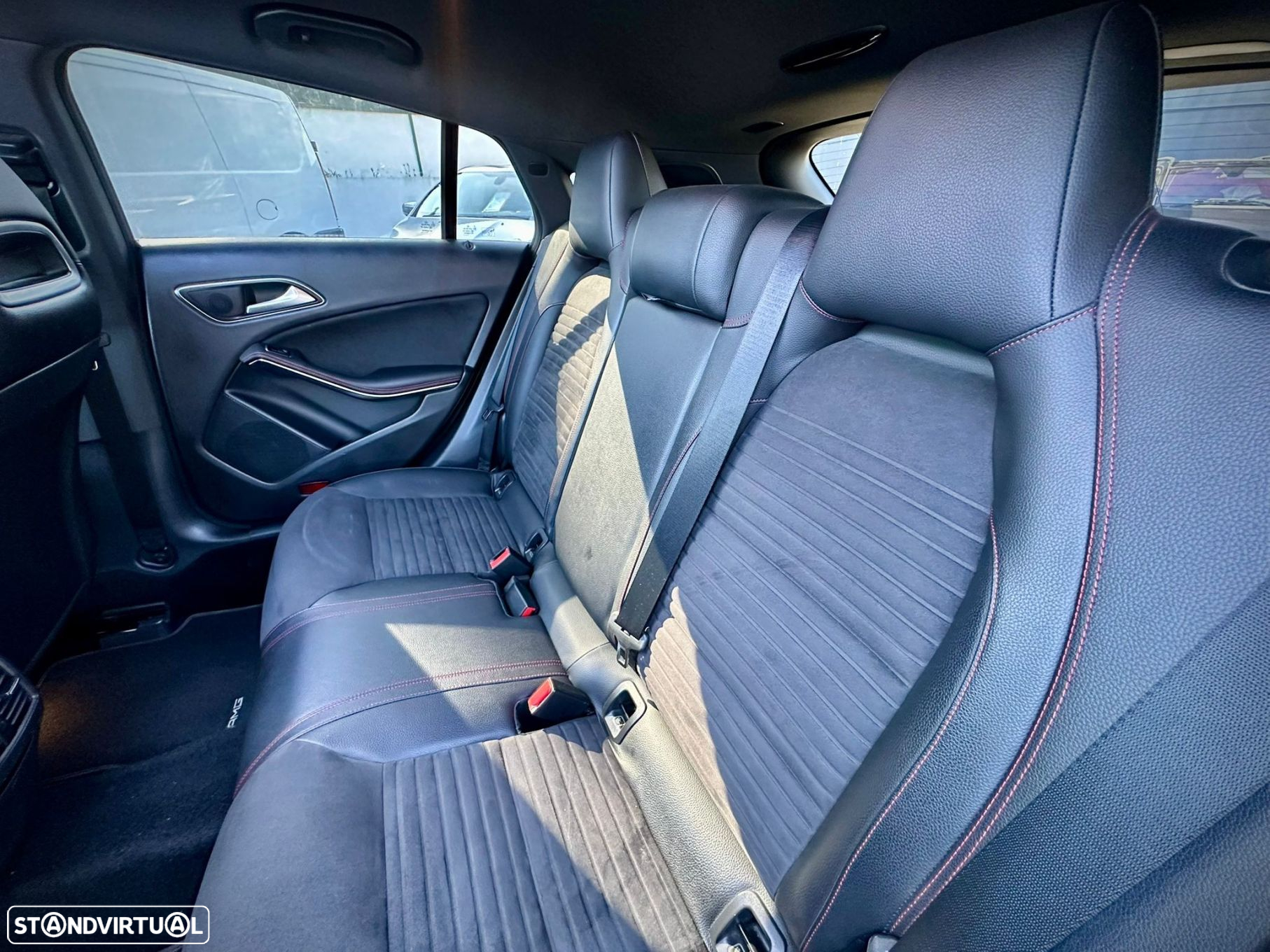 Mercedes-Benz CLA 220 d Shooting Brake AMG Line Aut. - 13