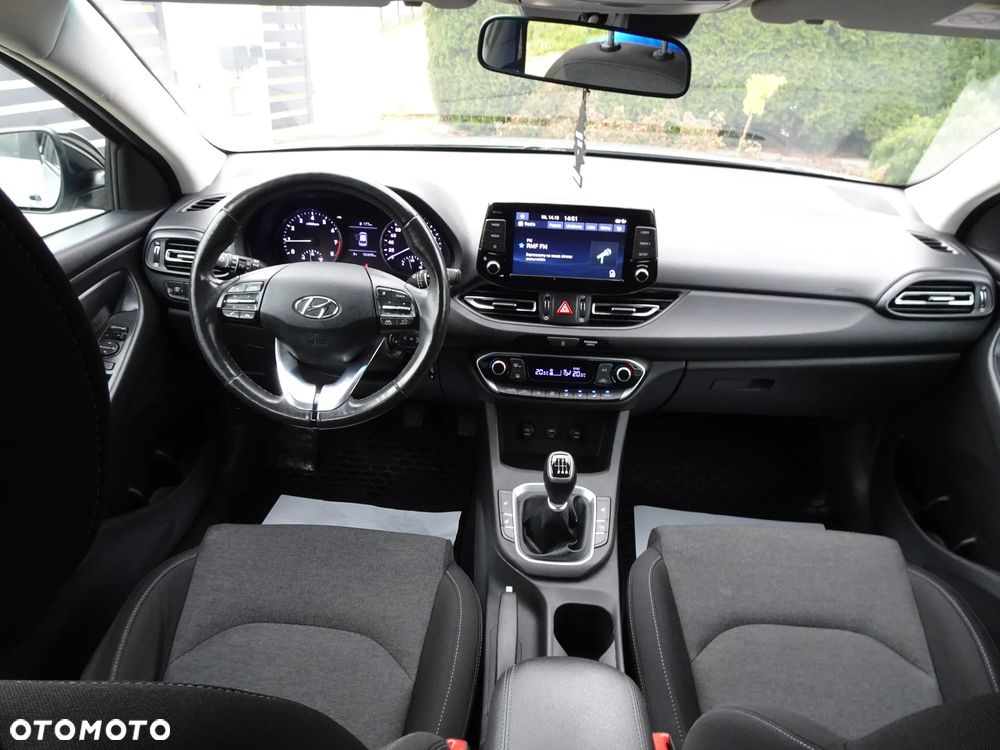 Hyundai i30 1.5 DPI Comfort - 25