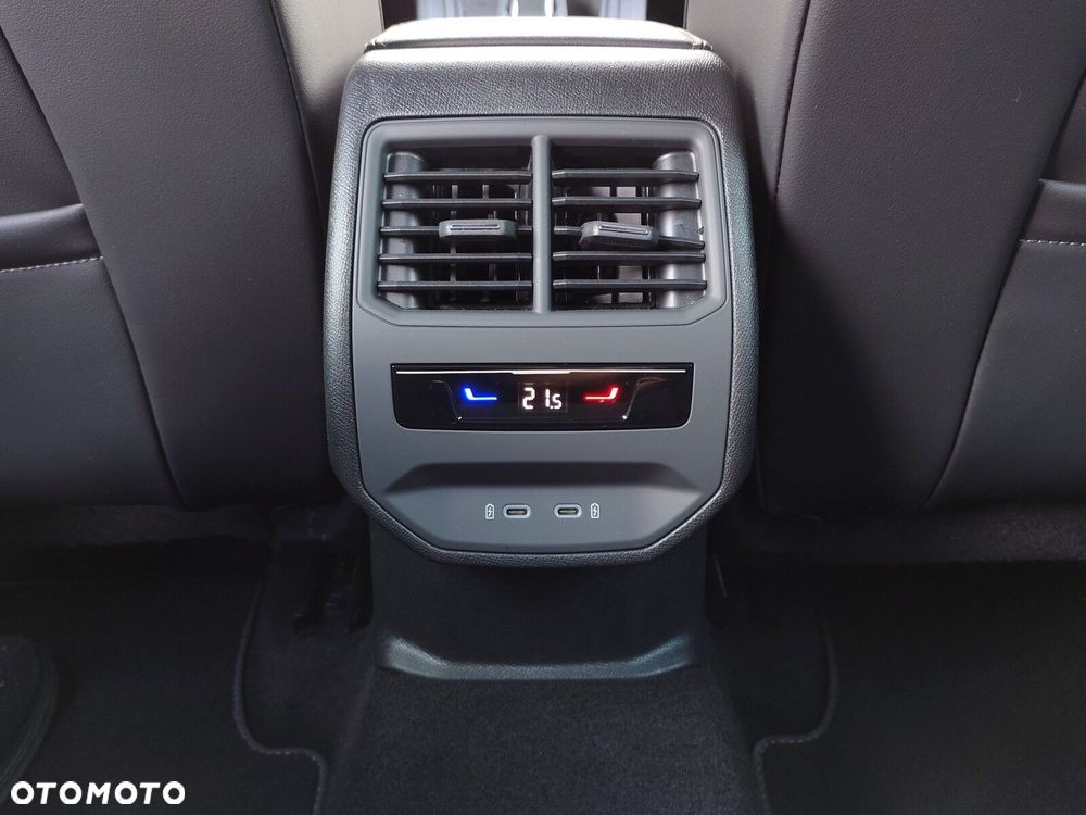 Cupra Formentor 1.4 e-Hybrid DSG - 23