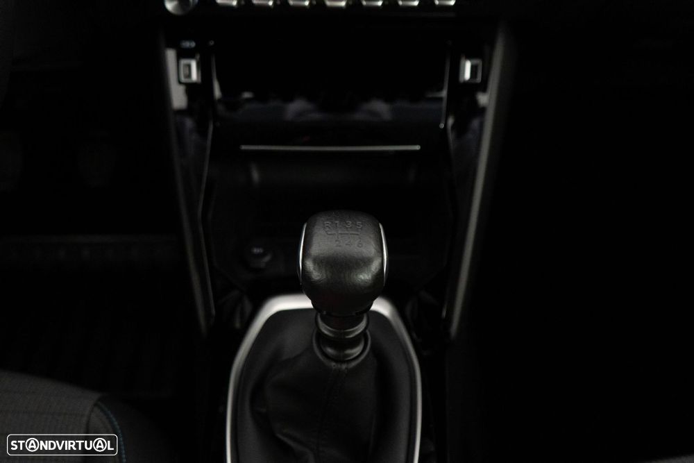 Peugeot 208 1.2 PureTech Allure - 25