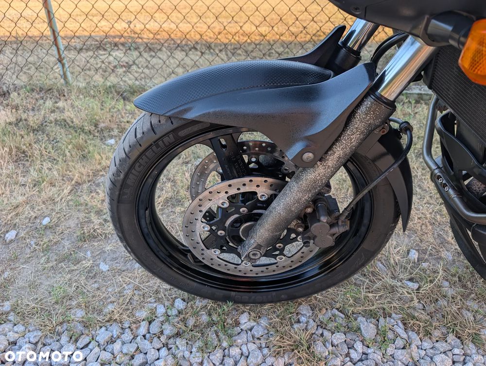 Suzuki V-STROM - 8
