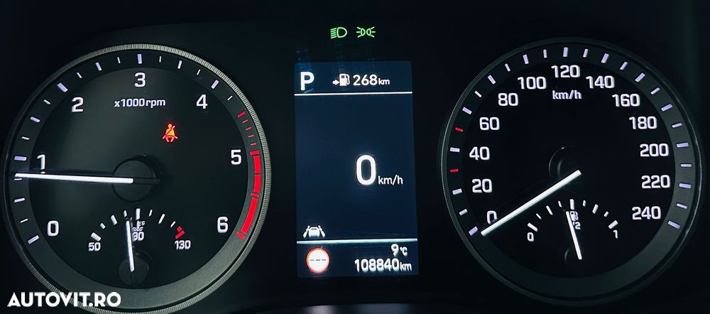 Hyundai Tucson blue 1.6 CRDi 2WD DCT Premium - 35