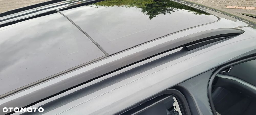 Volkswagen Sharan - 20