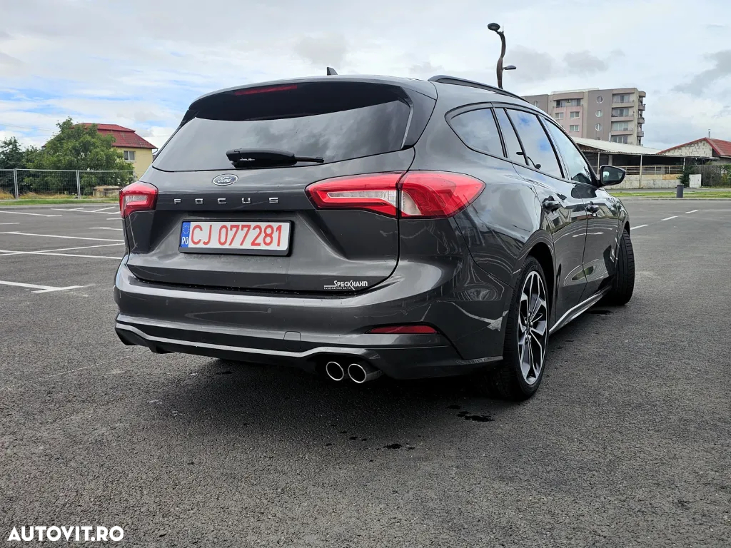 Ford Focus Turnier 1.5 EcoBlue Start-Stopp-System Aut. ST-LINE - 3