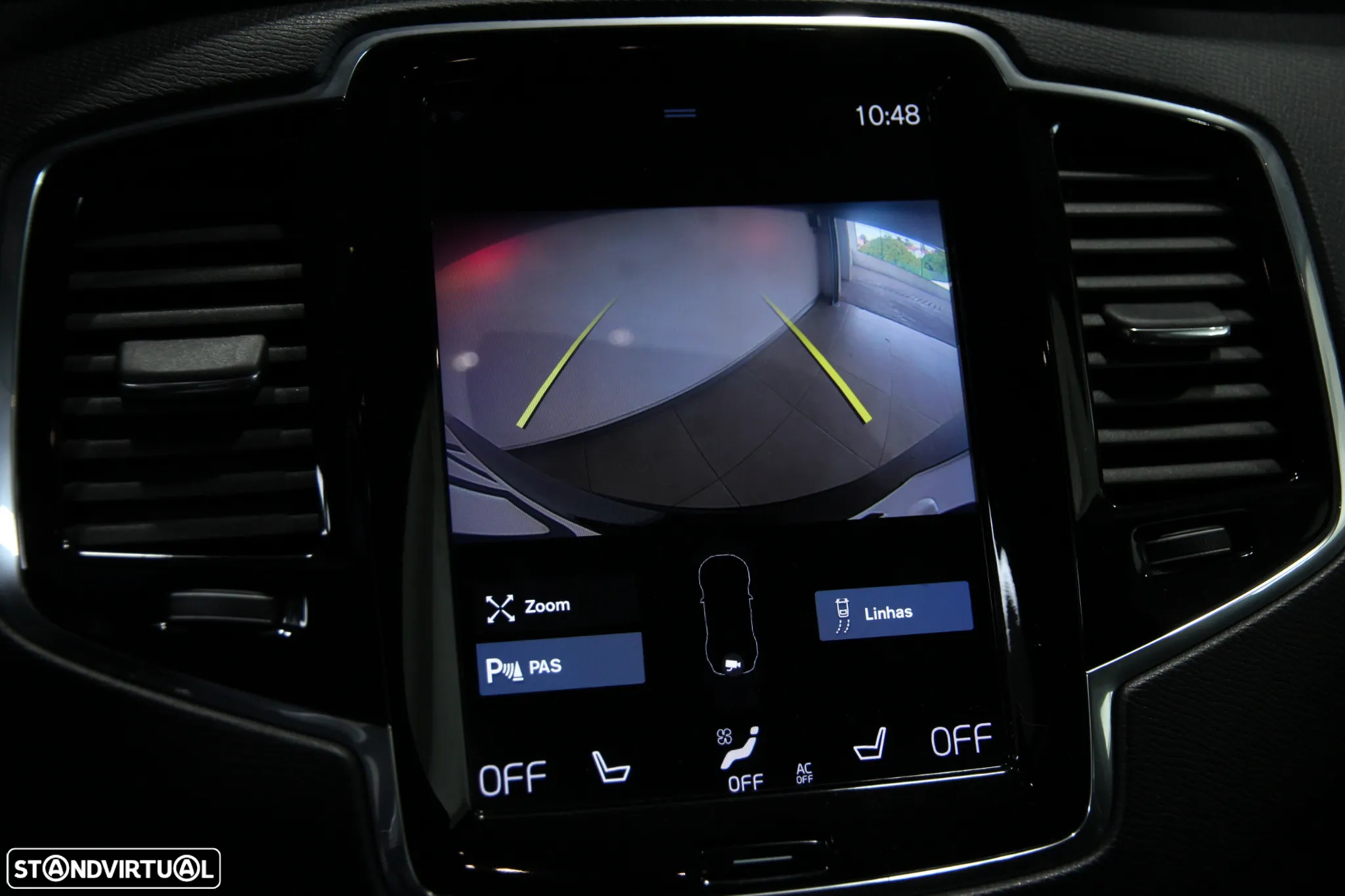 Volvo XC 90 2.0 D4 R-Design - 24