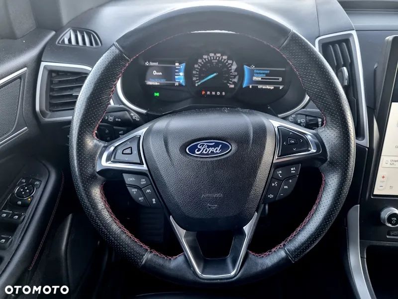 Ford Edge - 33