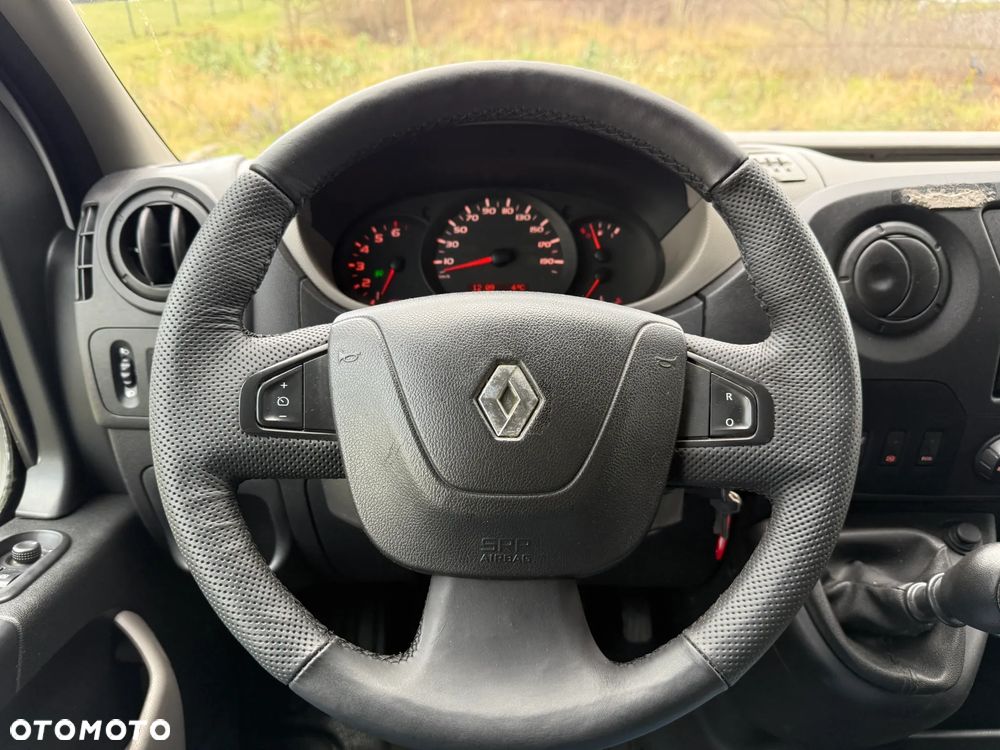 Renault Master - 15