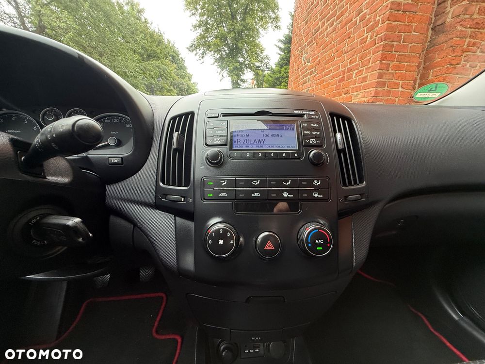 Hyundai i30 1.4 Comfort - 11