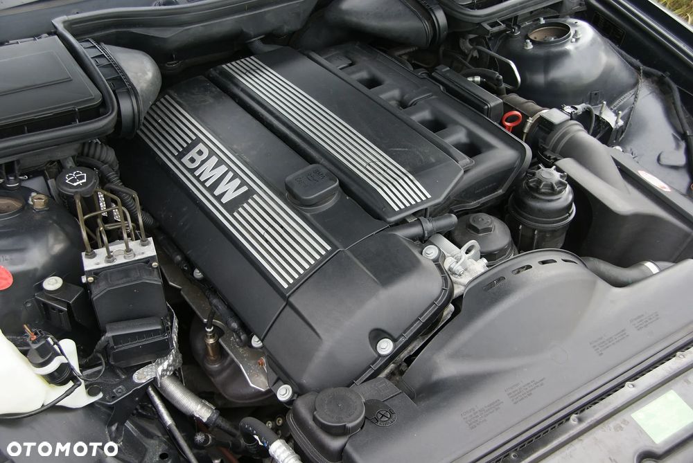 Silnik KOMPLETNY BMW E39 E46 M52B25 2002r 2 x vanos - 1