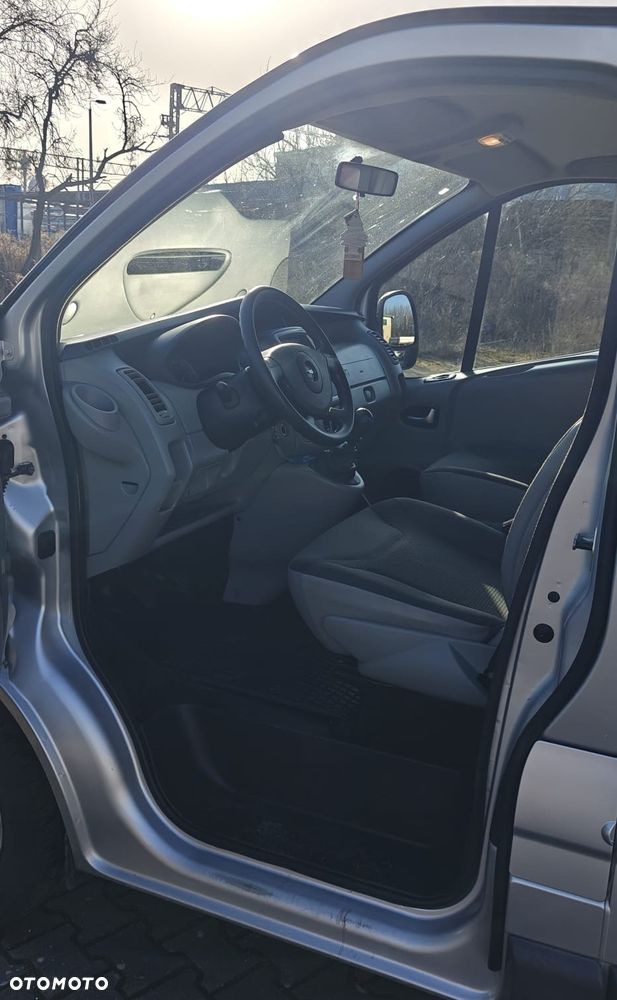 Opel Vivaro - 13