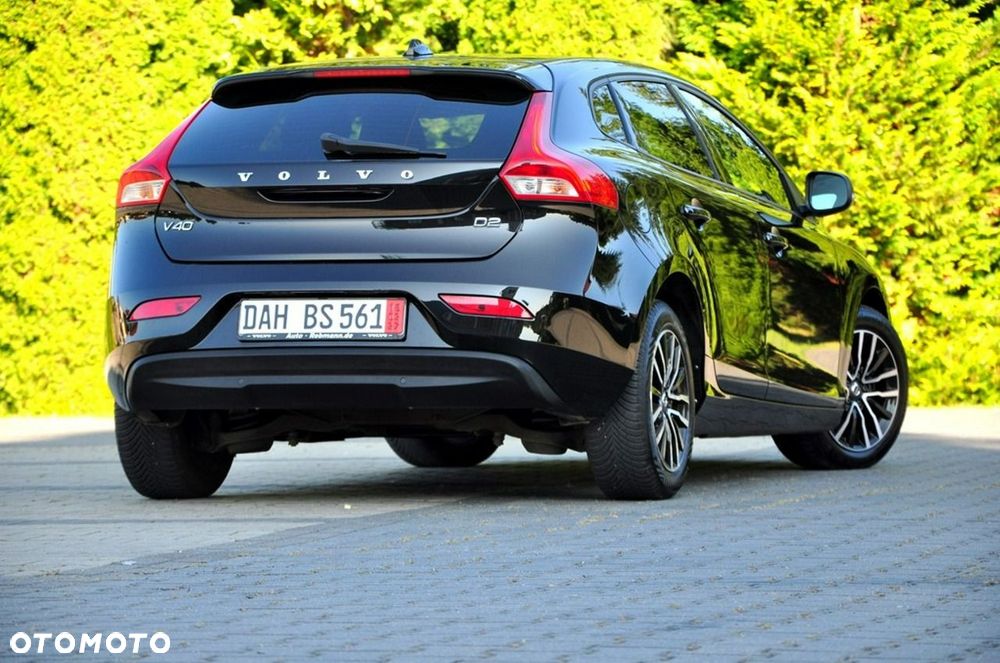 Volvo V40 - 16