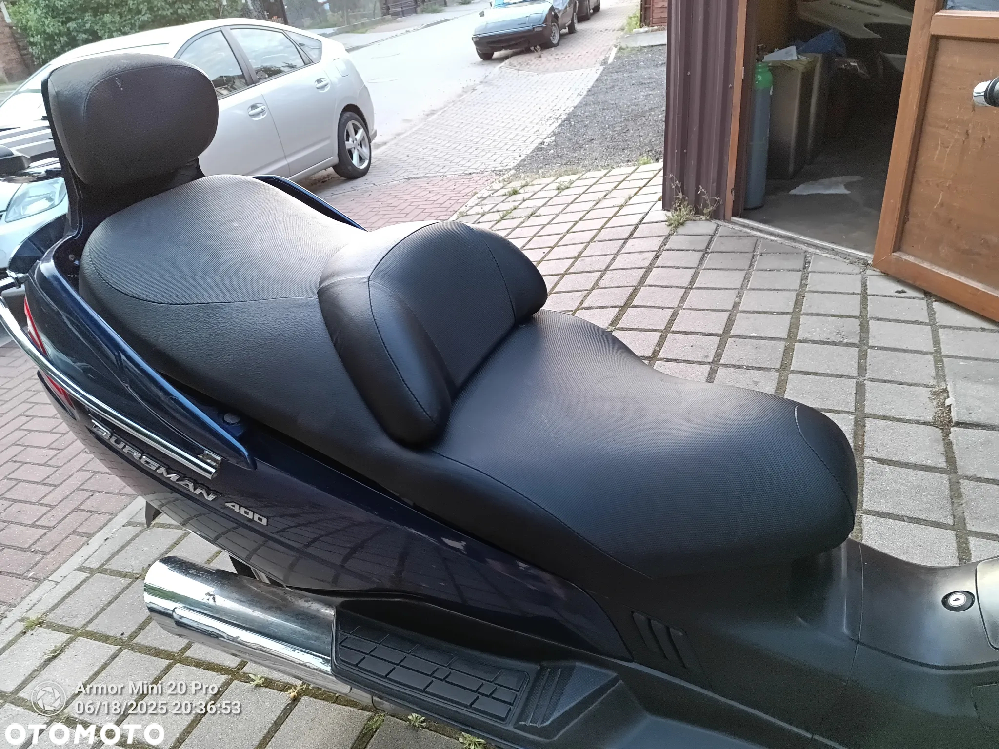 Suzuki Burgman - 4