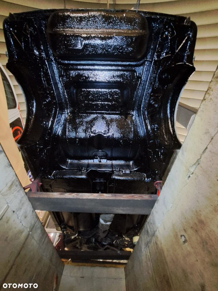 Volvo Seria 400 - 14