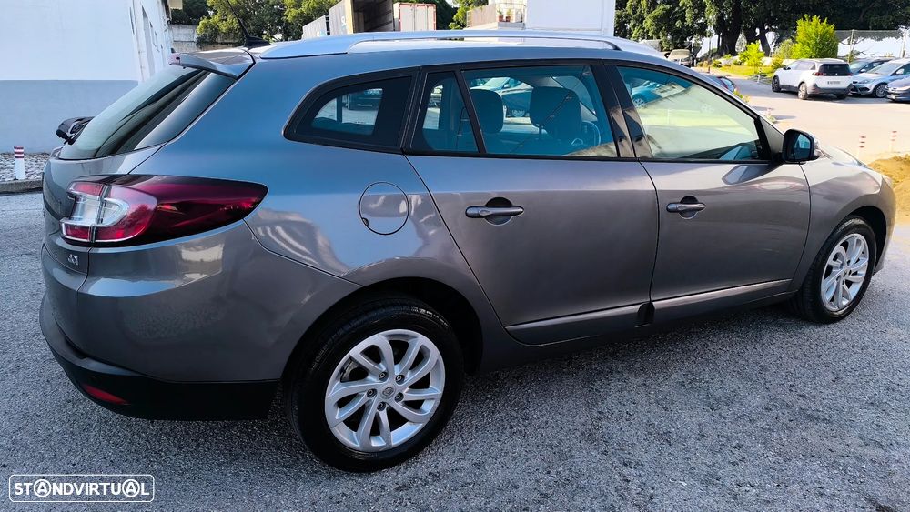 Renault Mégane Sport Tourer 1.5 dCi Dynamique SS - 22