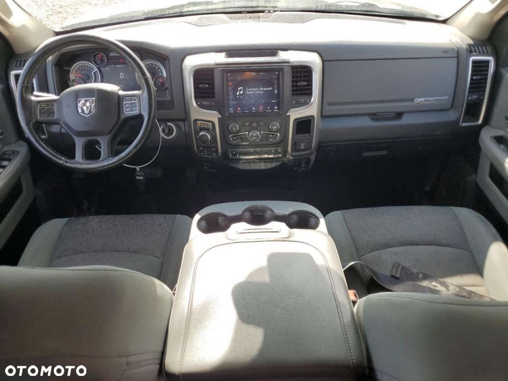 RAM 1500 - 9