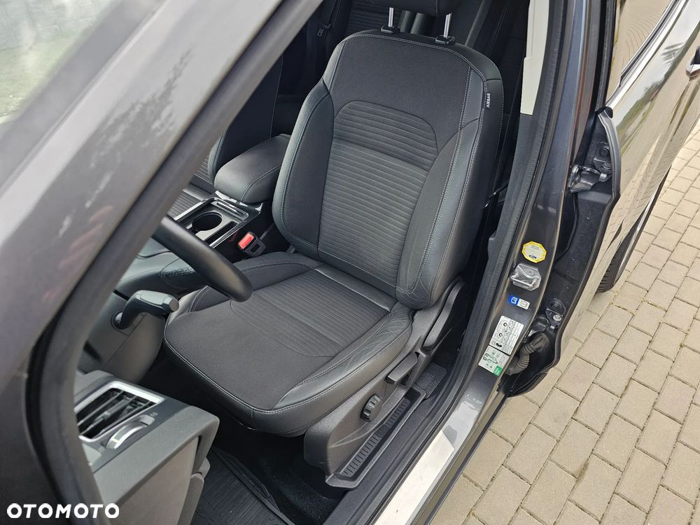Ford Kuga 2.0 TDCi FWD Titanium Plus - 9